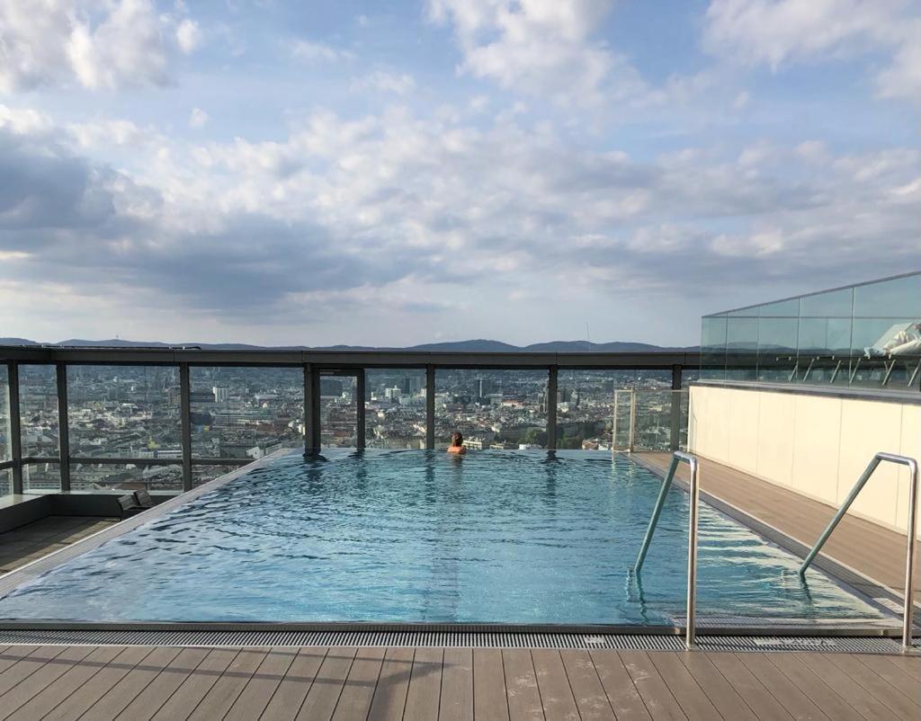 Executive Suite W/ Rooftop Pool 비엔나 외부 사진
